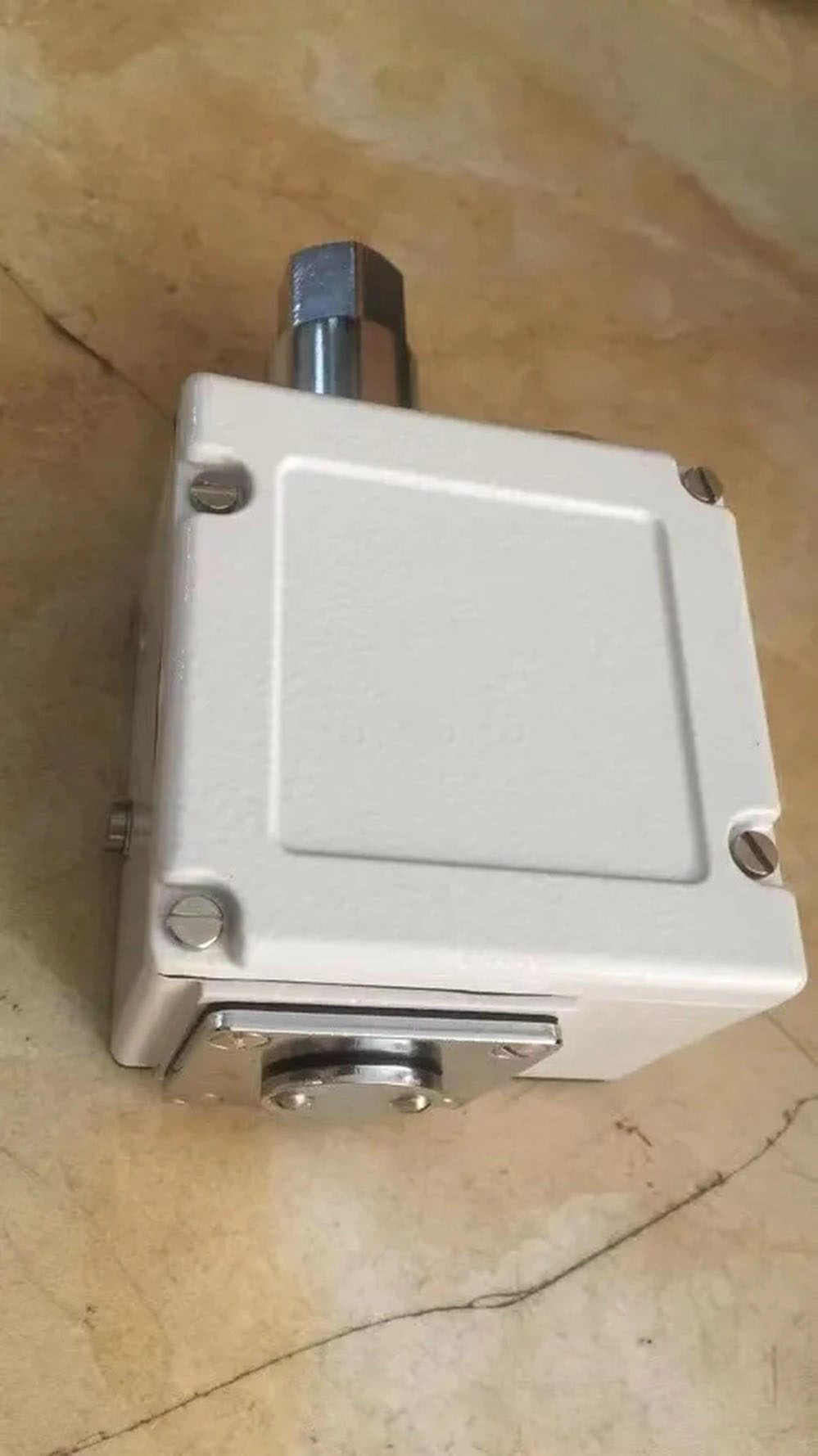 英格索兰IR42851154 TD压力开关_麦格压缩机（江苏）有限公司