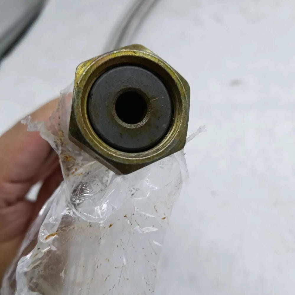 寿力02250156-909 替代高压软管_麦格压缩机（江苏）有限公司